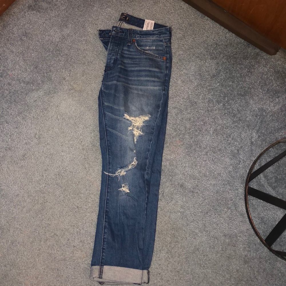 Abercrombie and Fitch Women’s boyfriend jeans!